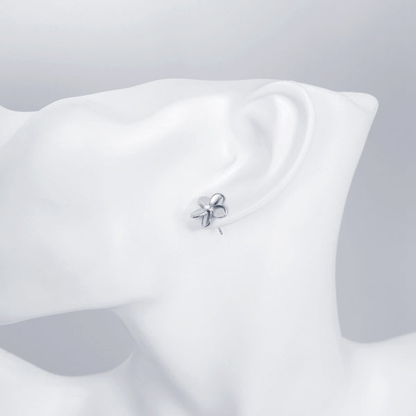 K Gold European and American Popular Simple Flower Earrings Platinum Plating