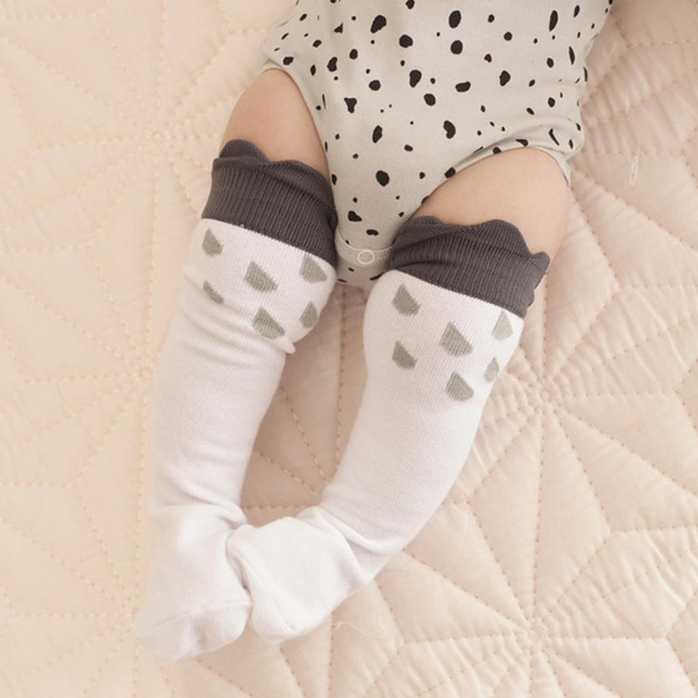 ç™½è‰²é›¨ç‚¹ç«‹ä½“è¢œS