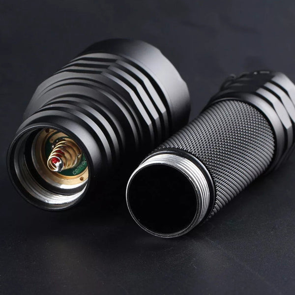 Convoy M21A Flashlight SST40 2300lm 6500K 21700 18650 White Tint LED Torch